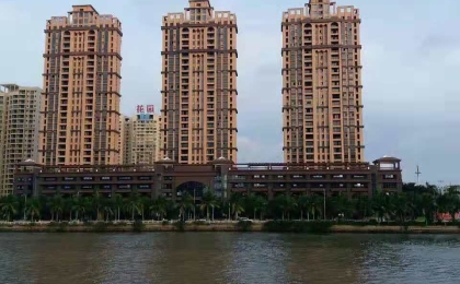 ?？谑虚L(zhǎng)提中心